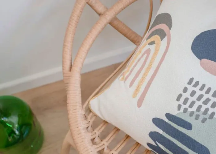 Liiiving In - Downtown Balcony アパート