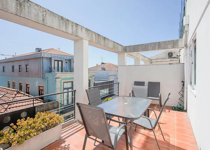 Liiiving In - Downtown Balcony * ポルト