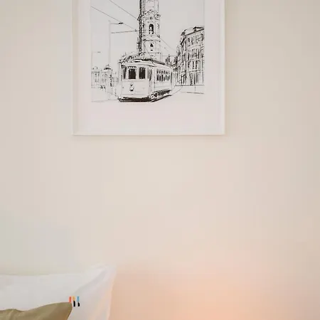 Liiiving In - Downtown Balcony * Порту