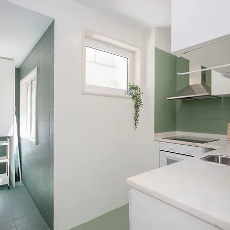 Liiiving In - Downtown Balcony Porto