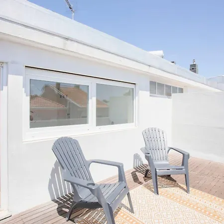 Liiiving In - Downtown Balcony * Porto