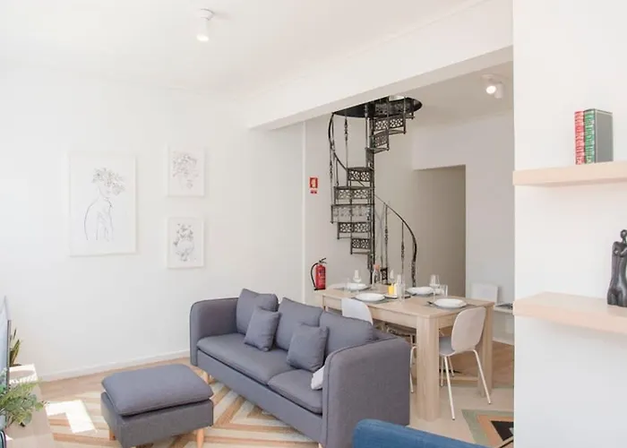 Apartman Liiiving In - Downtown Balcony