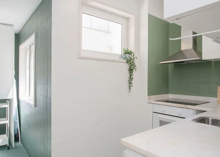 Liiiving In - Downtown Balcony Porto