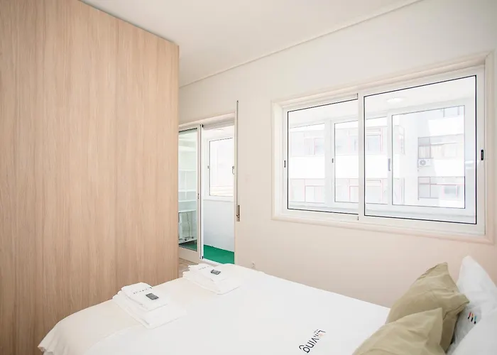 Liiiving In - Downtown Balcony Διαμέρισμα