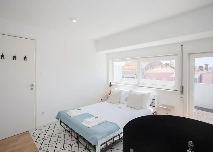 Apartman Liiiving In - Downtown Balcony