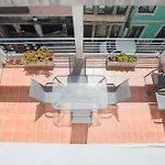 Daire Liiiving In - Downtown Balcony