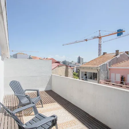 Liiiving In - Downtown Balcony Apartamento Oporto