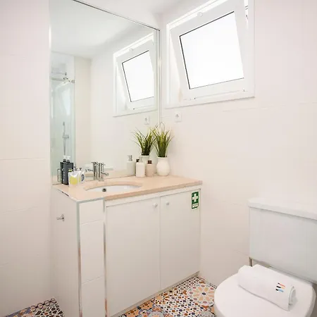 Liiiving In - Downtown Balcony Apartamento